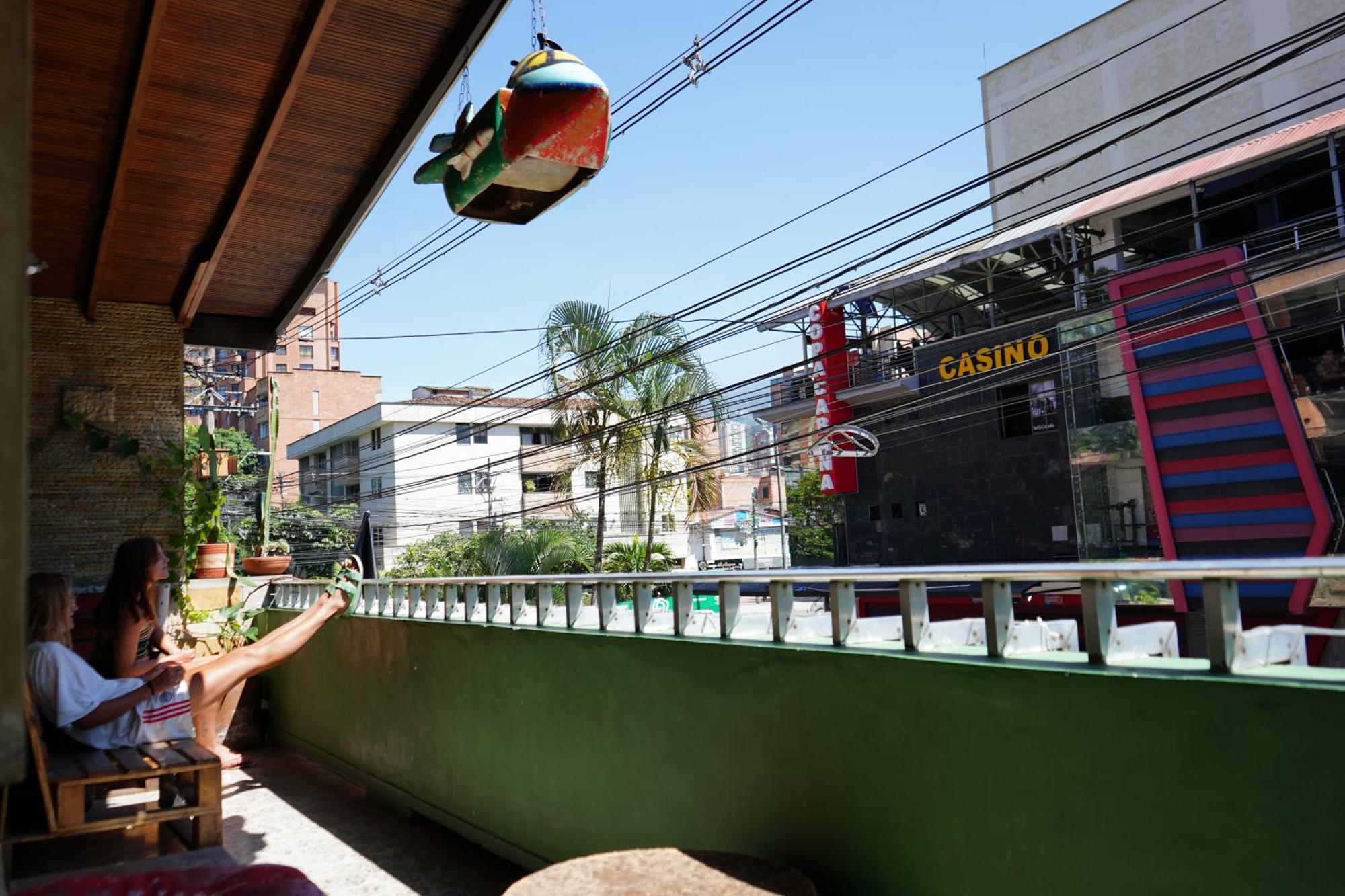 Casa Almarita - Hostal, Bar Y Restaurante Medellín Zewnętrze zdjęcie