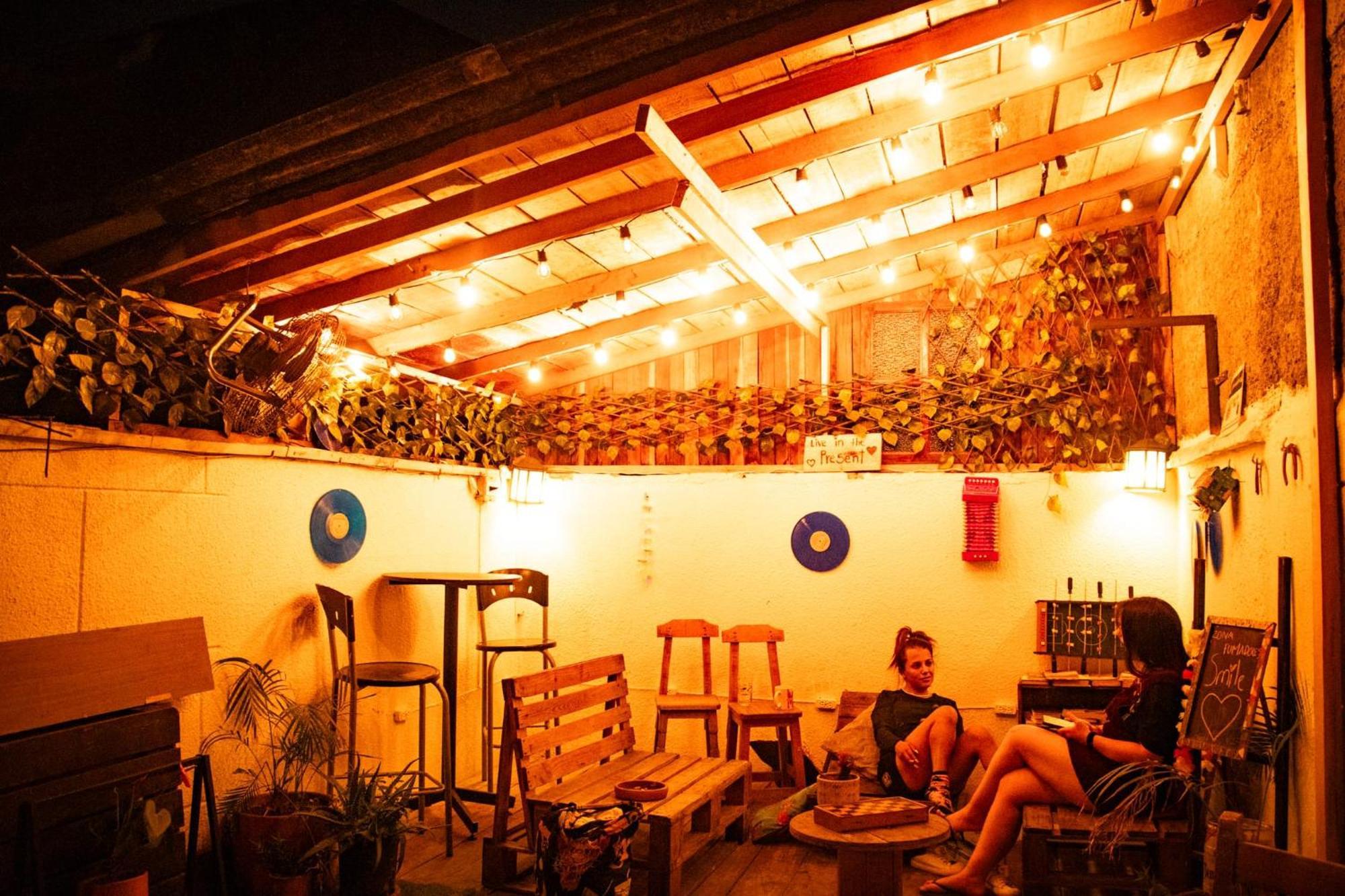 Casa Almarita - Hostal, Bar Y Restaurante Medellín Zewnętrze zdjęcie